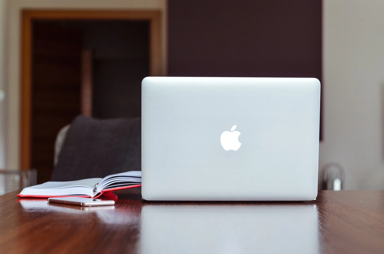 How to Initialize SSD on Mac